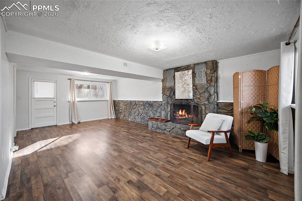 Image 20 of 42: No Description Available