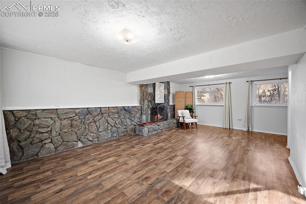 Image 21 of 42: No Description Available