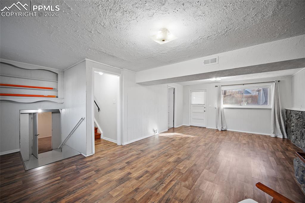 Image 23 of 42: No Description Available