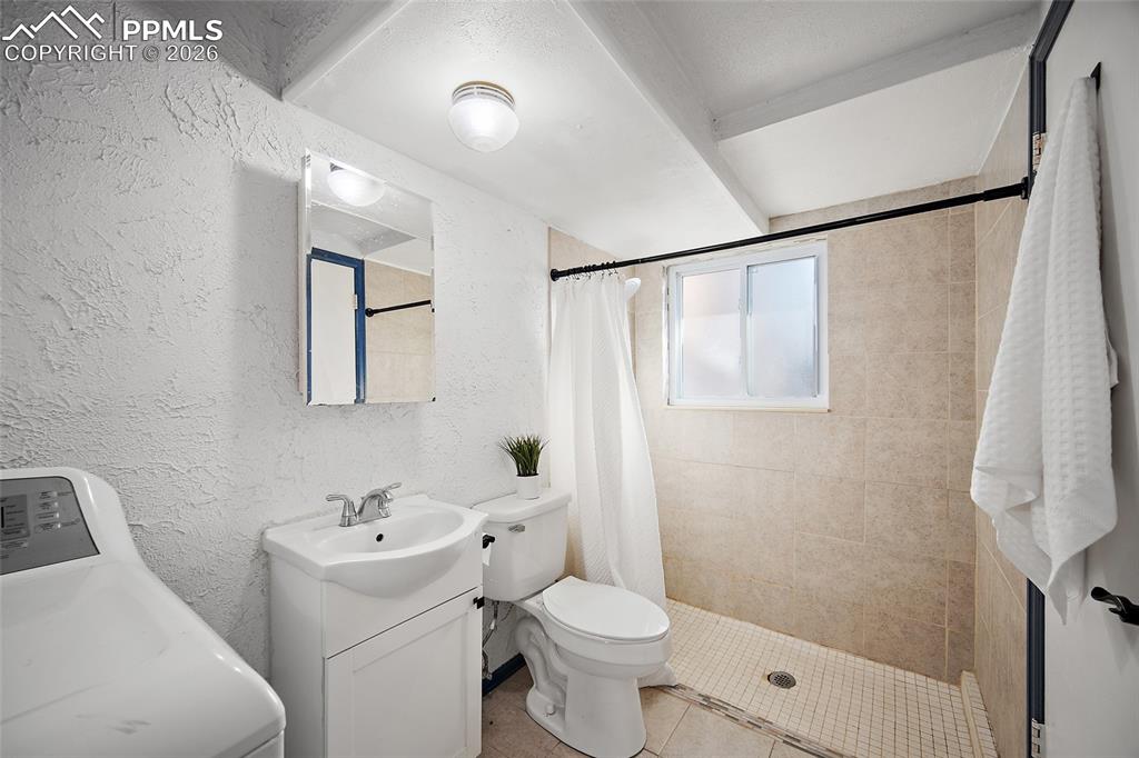 Image 24 of 42: No Description Available