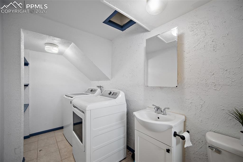 Image 25 of 42: No Description Available