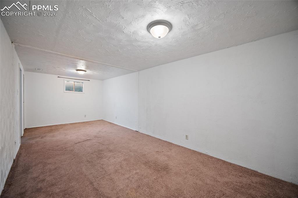 Image 29 of 42: No Description Available