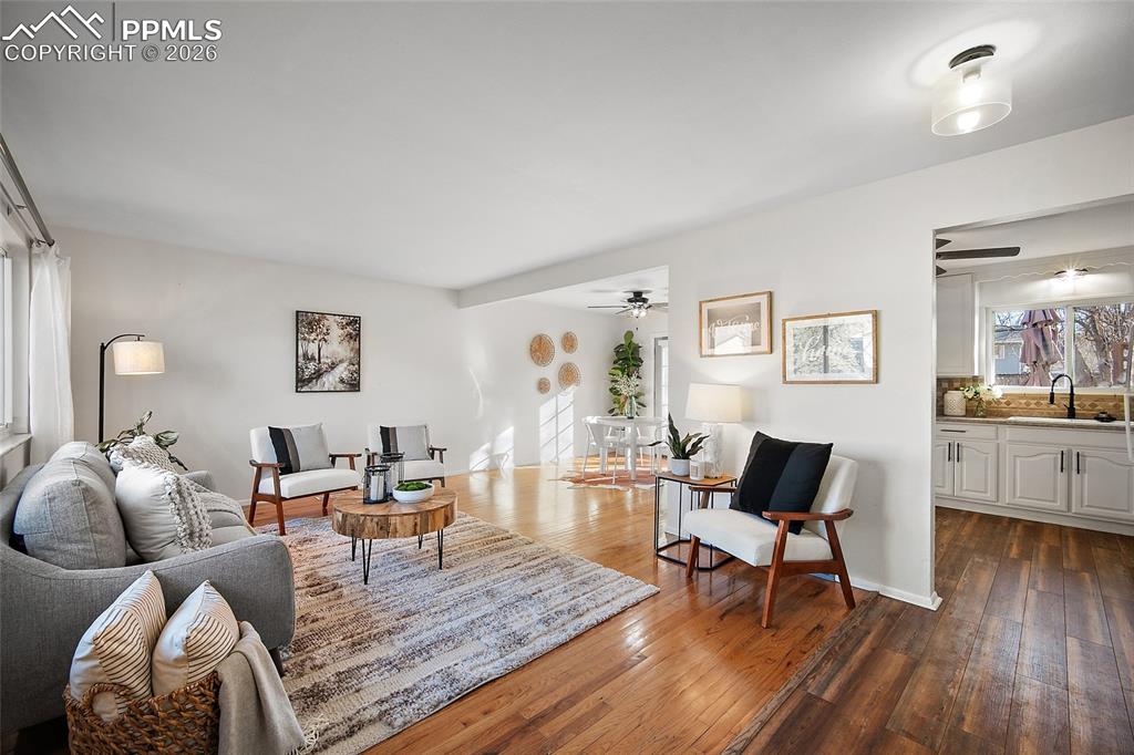 Image 4 of 42: No Description Available