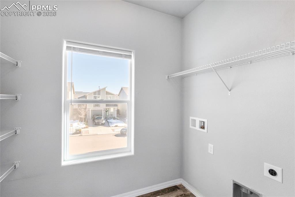 Image 19 of 37: Laundry