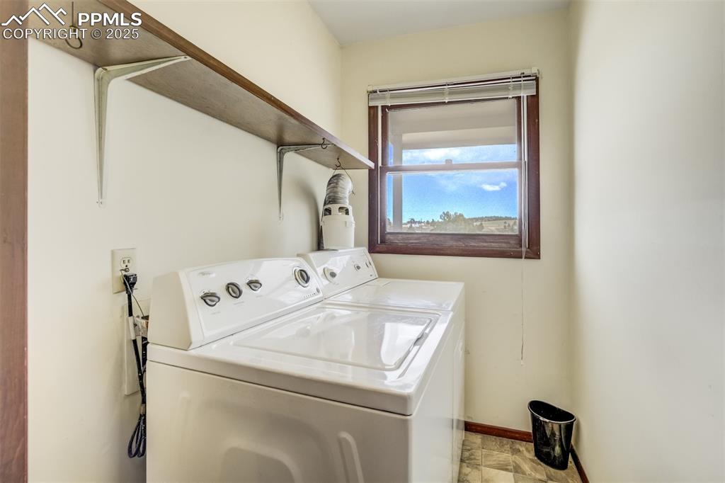 Image 14 of 43: Laundry