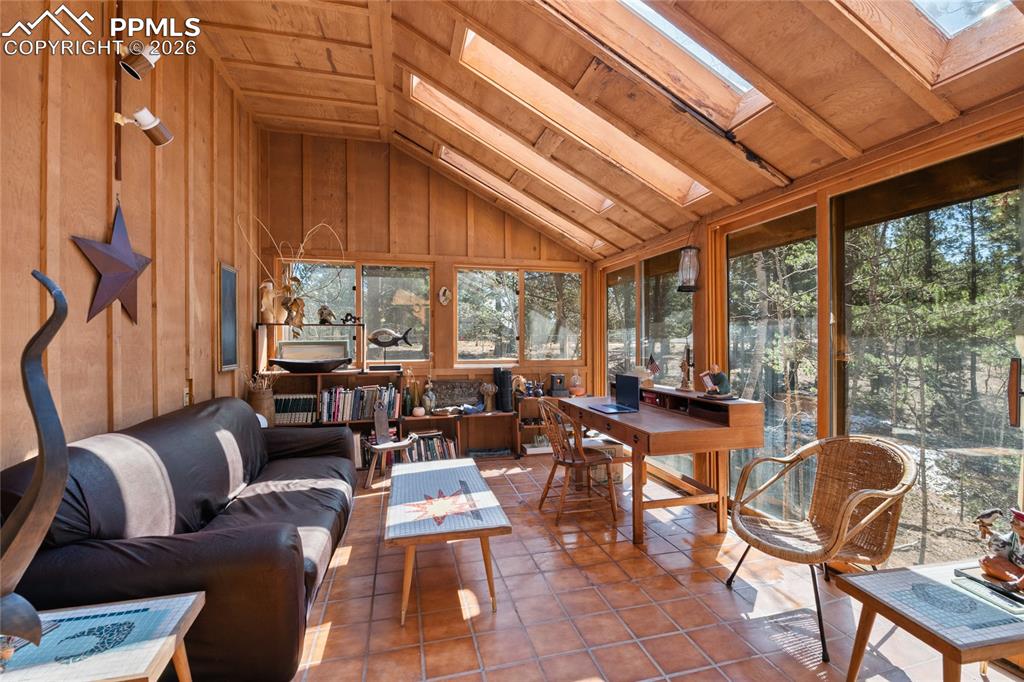 Image 35 of 48: Sun Room