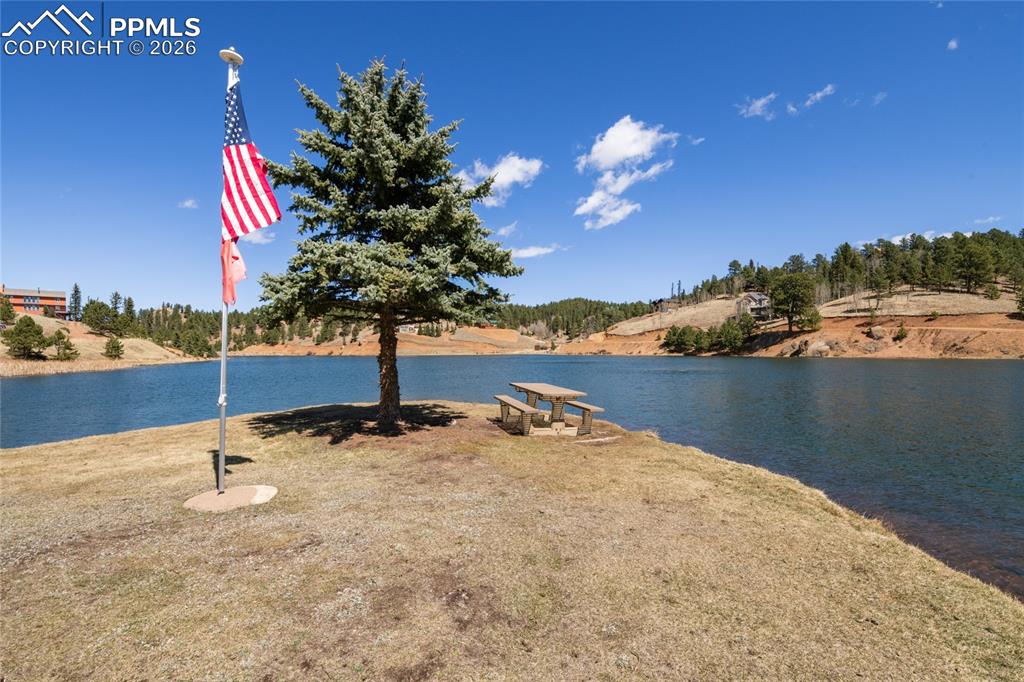 Image 39 of 48: View