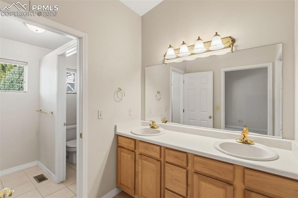 Image 26 of 44: Master Bathroom