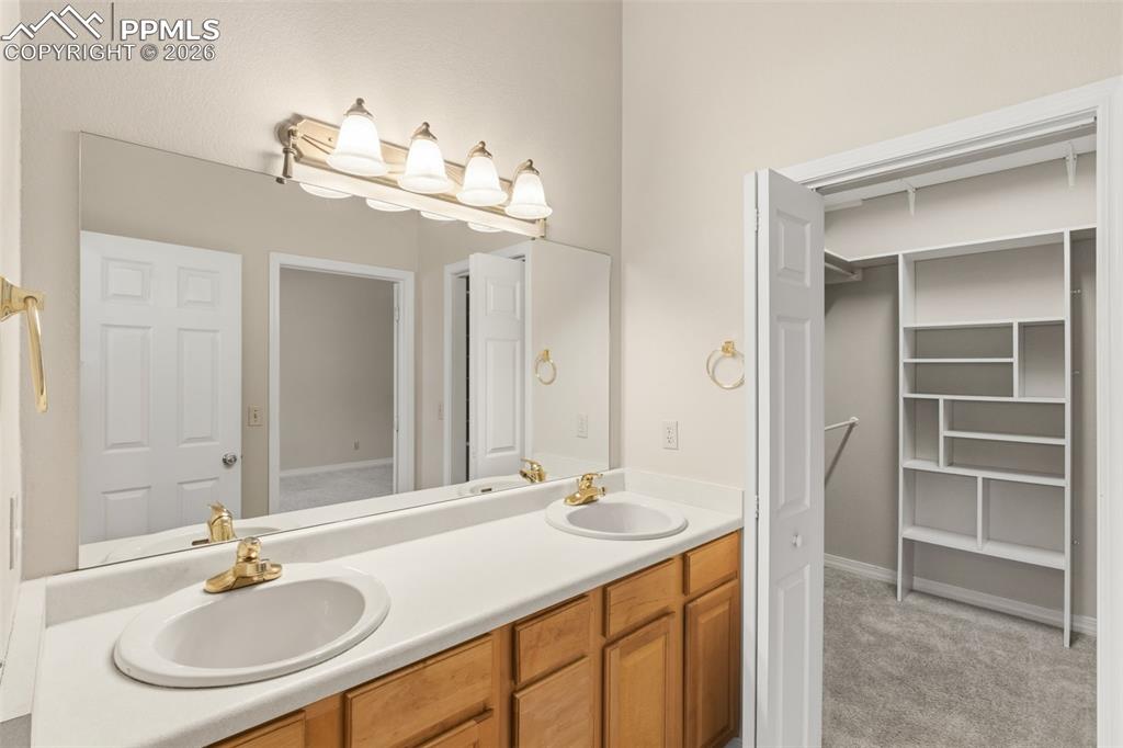 Image 27 of 44: Master Bathroom