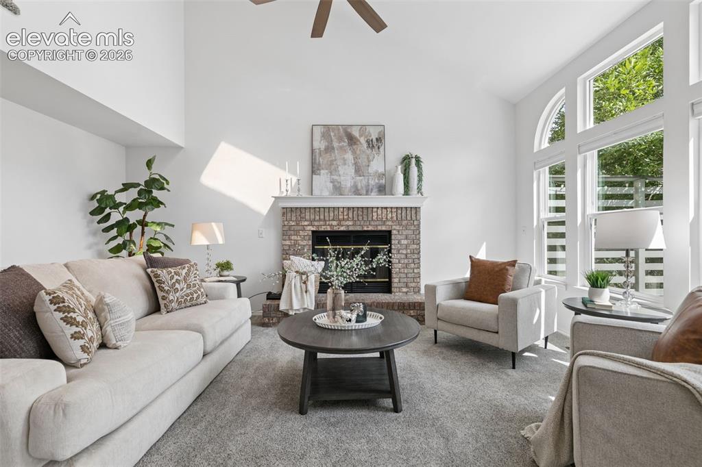 Image 14 of 49: Living Room