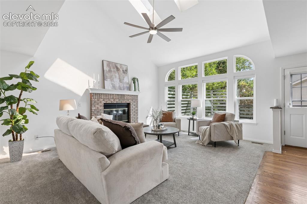 Image 16 of 49: Living Room