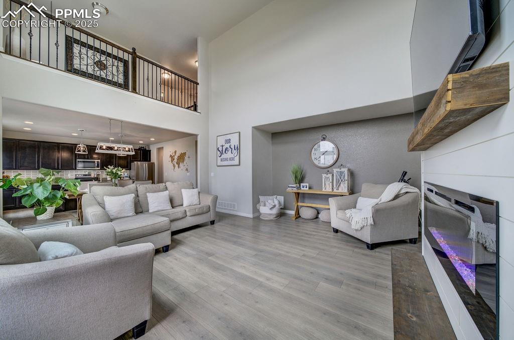 Image 16 of 48: Living Room