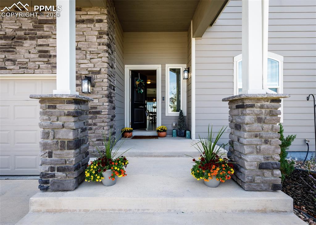 Image 3 of 48: Entry