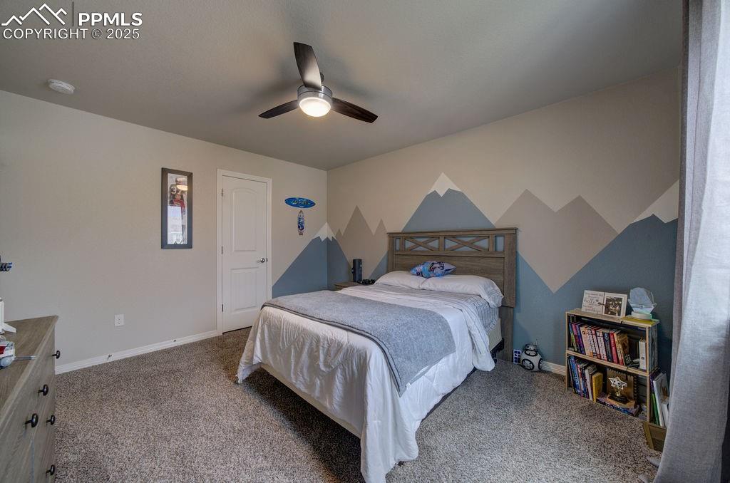 Image 34 of 48: Bedroom