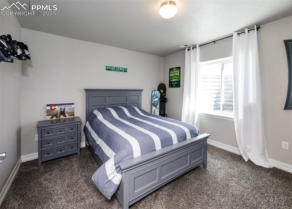 Image 36 of 48: Bedroom