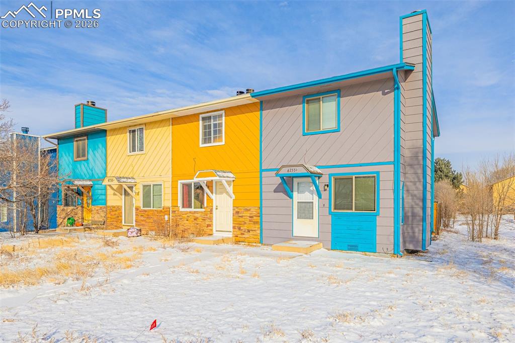 Image 2 of 30: Front of Structure