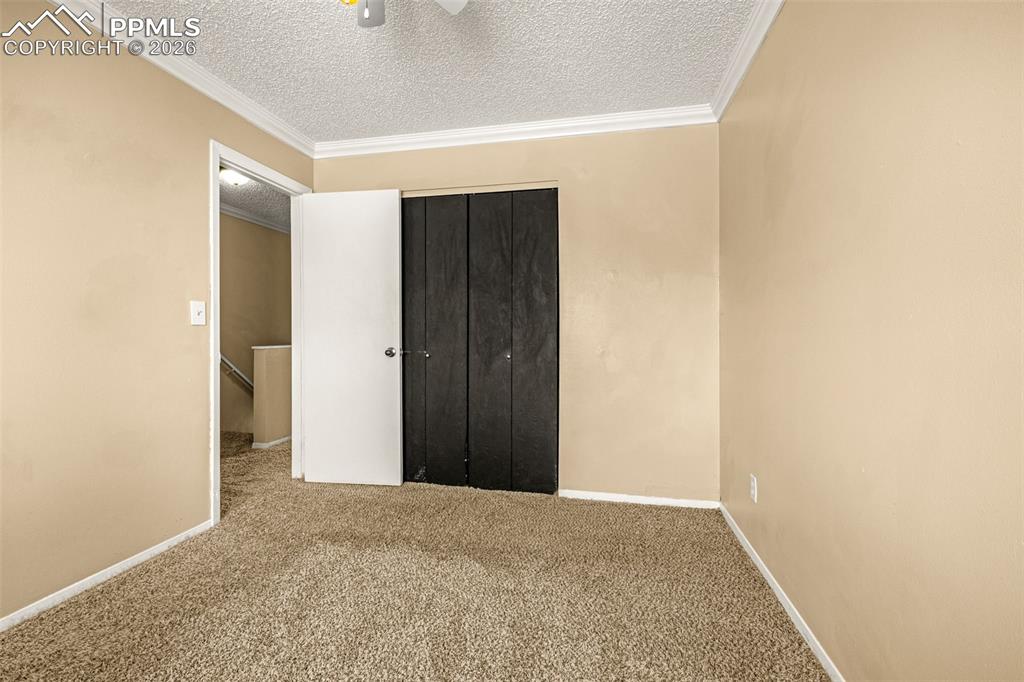 Image 24 of 30: Bedroom