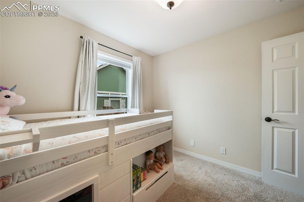 Image 15 of 50: Bedroom