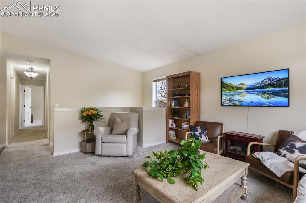 Image 3 of 50: Living Room