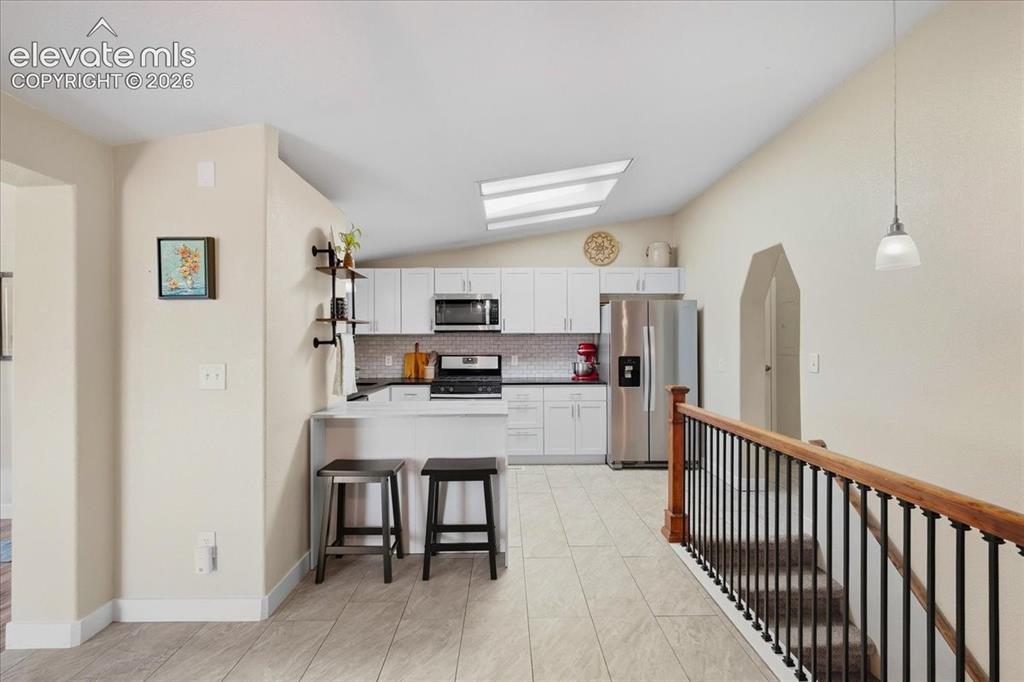 Image 12 of 45: Kitchen
