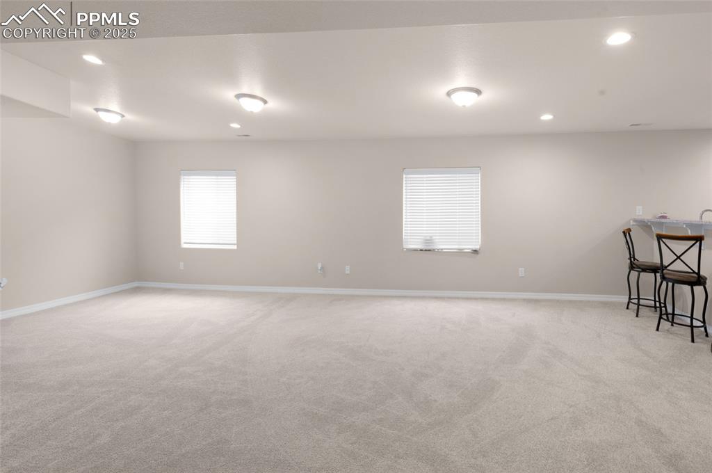 Image 24 of 35: Family Room