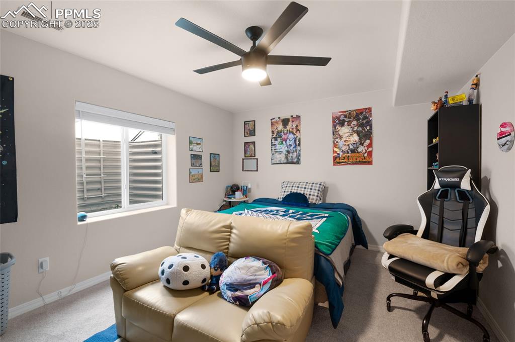 Image 27 of 35: Bedroom