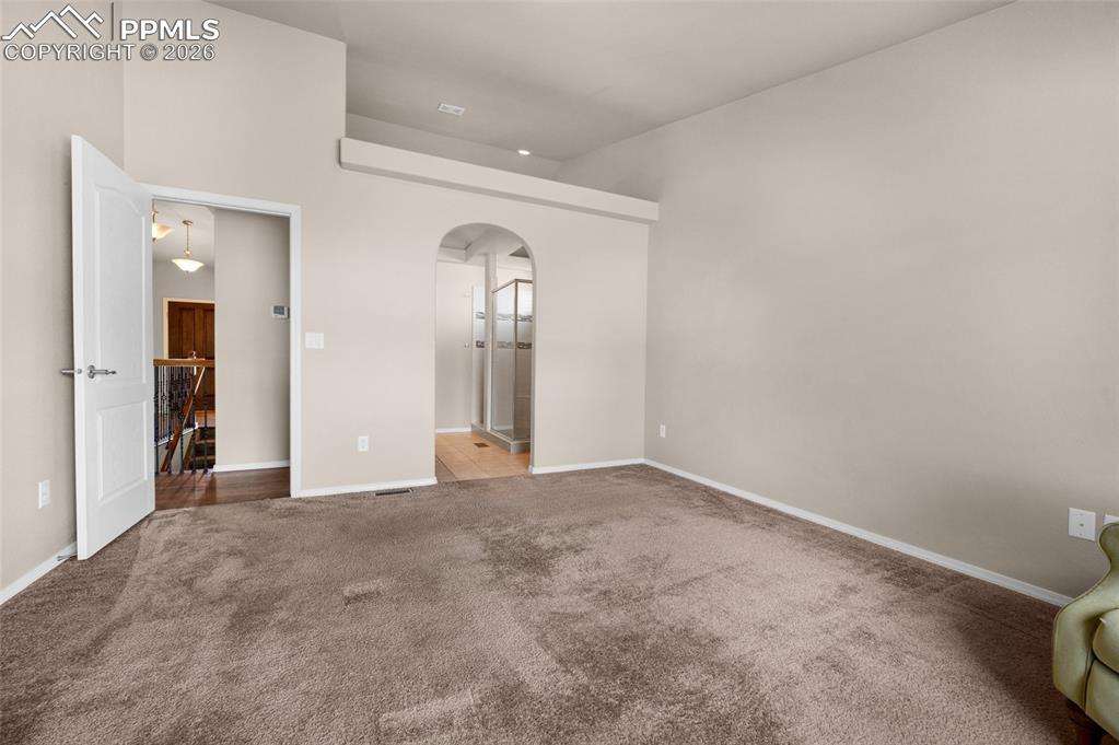 Image 20 of 44: Dining Room