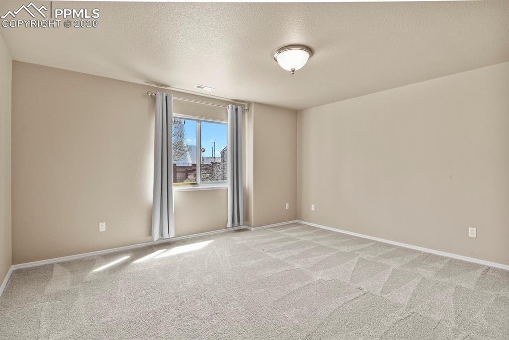 Image 29 of 42: Bedroom number 2