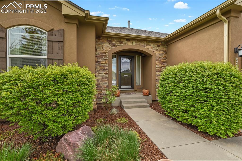 Image 3 of 42: Entry