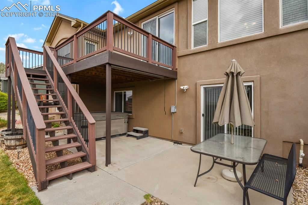 Image 35 of 42: Patio