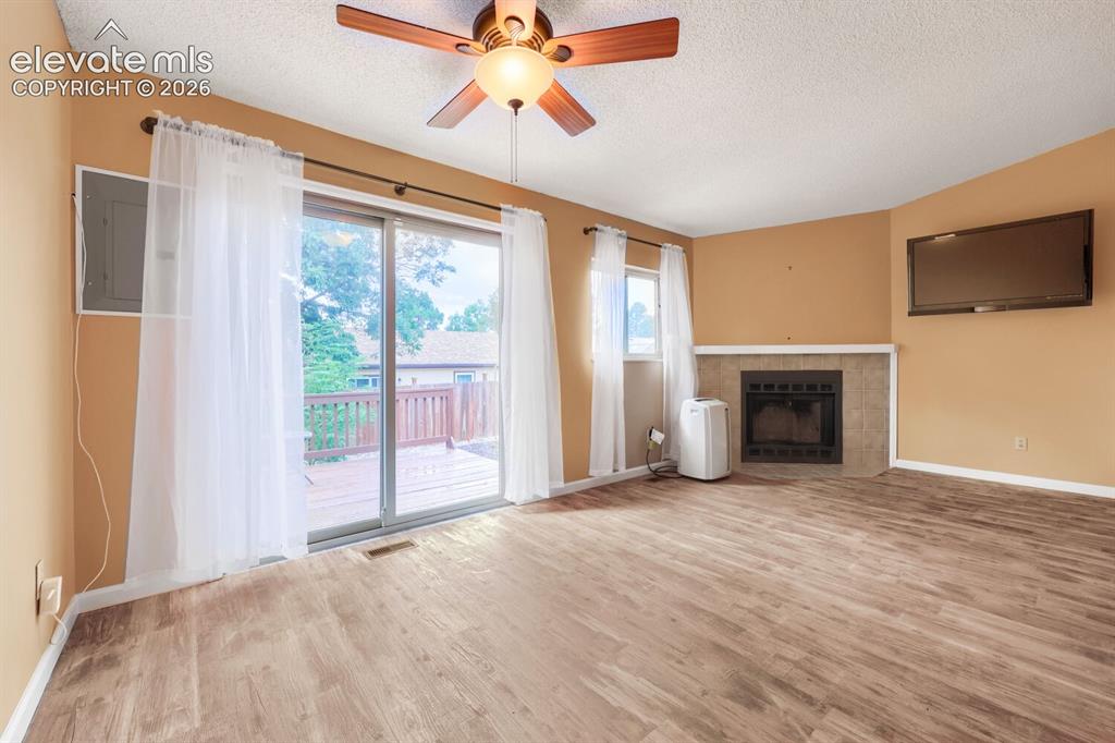 Image 8 of 29: Living Room