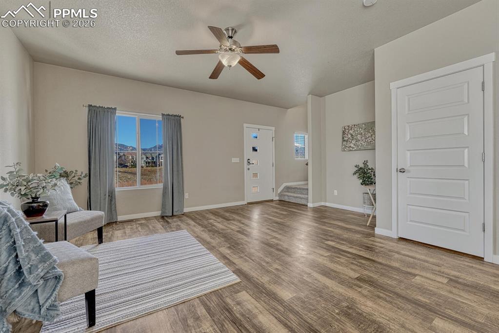 Image 15 of 50: Living Room