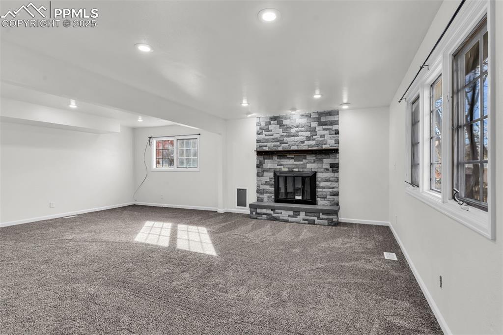 Image 16 of 50: No Description Available