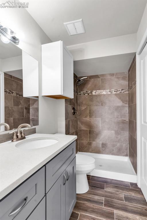 Image 30 of 50: No Description Available