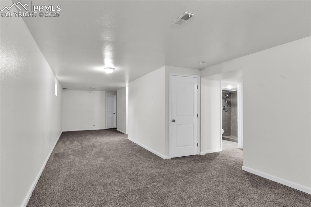 Image 40 of 50: No Description Available