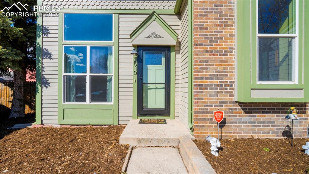 Image 2 of 40: Entry