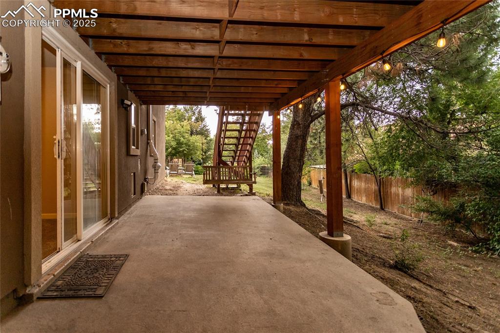 Image 40 of 43: Lower Patio