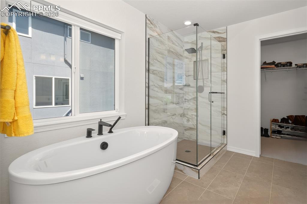 Image 23 of 48: Master Bathroom