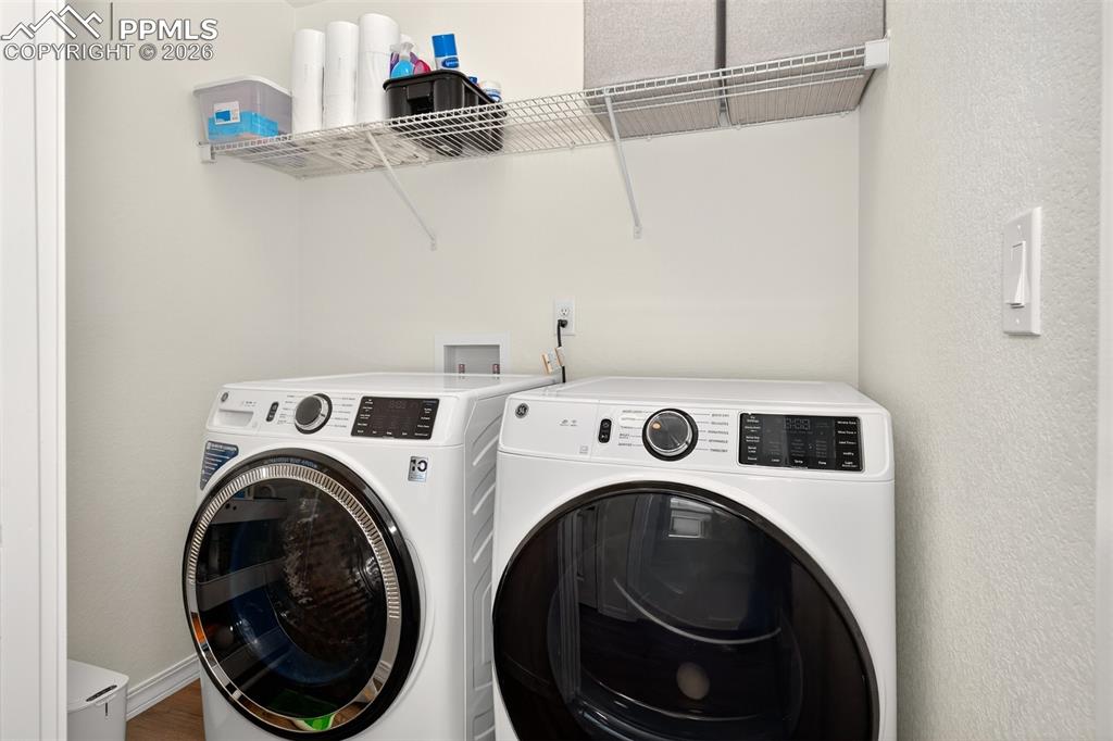 Image 32 of 48: Main Level Laundry