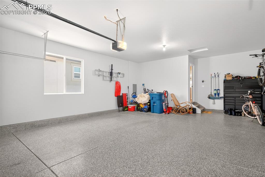 Image 46 of 48: Epoxy Floor 