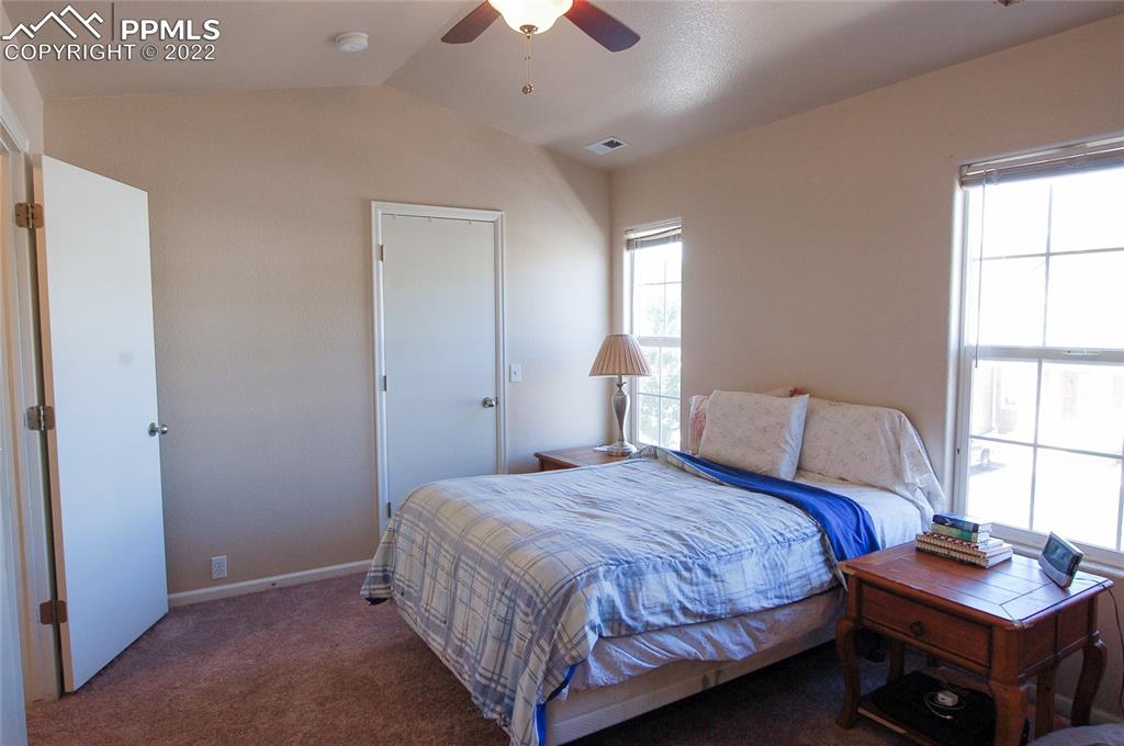 Listing 1068626, Image 14 of 28