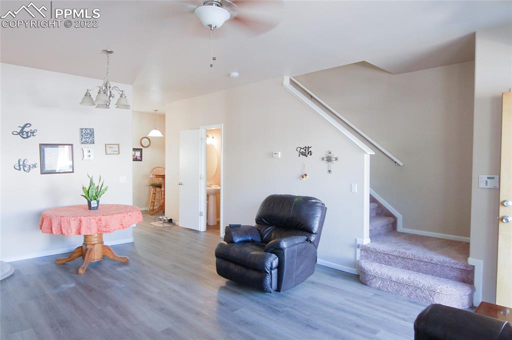 Listing 1068626, Image 5 of 28
