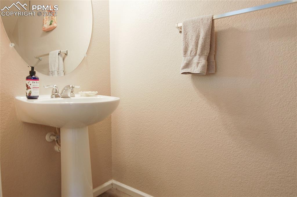 Listing 1068626, Image 7 of 28