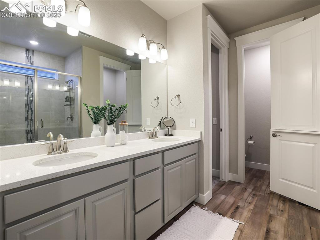 Image 27 of 47: Master Bathroom