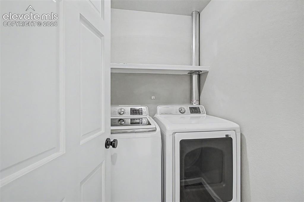 Image 24 of 45: Laundry