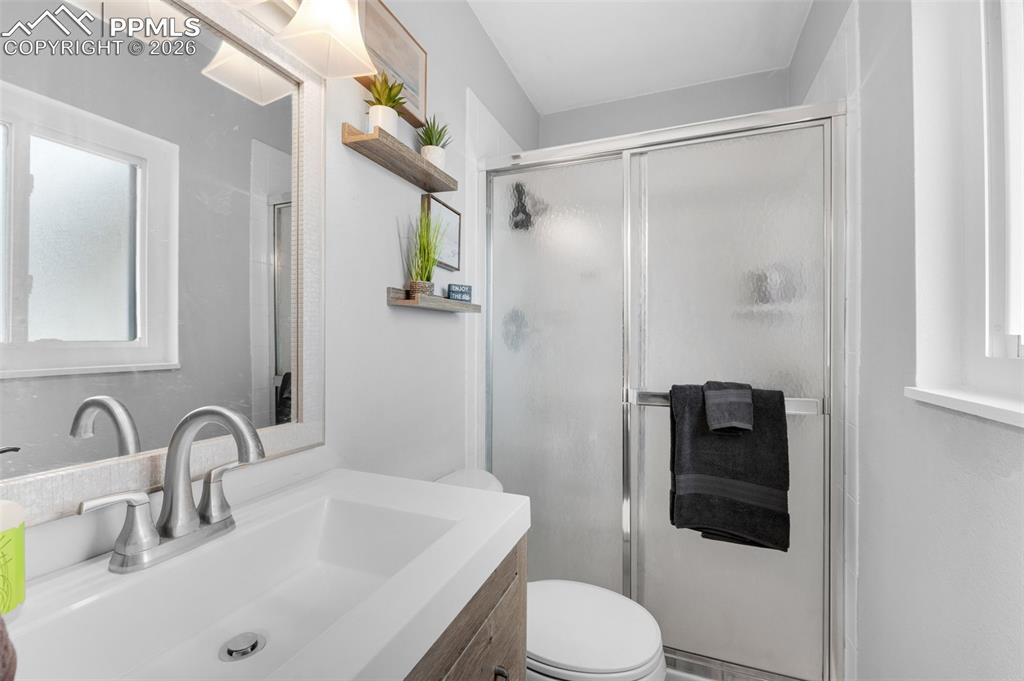 Image 30 of 50: Master Bathroom