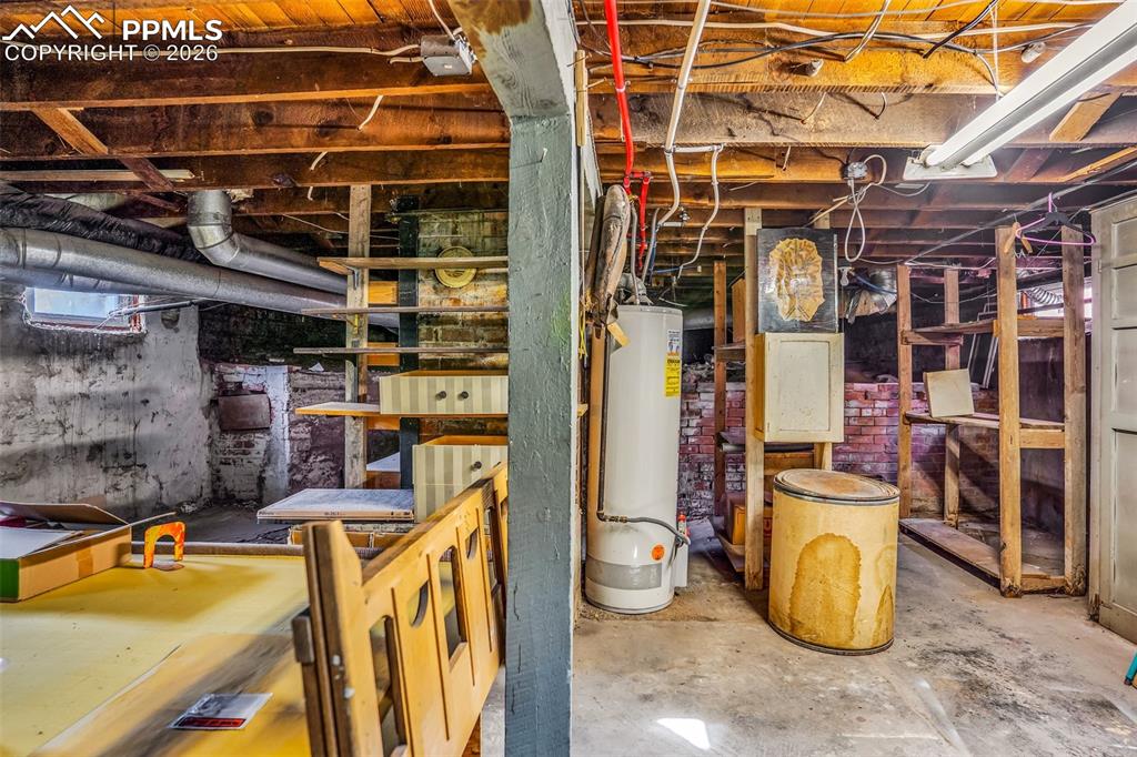 Image 32 of 46: Basement