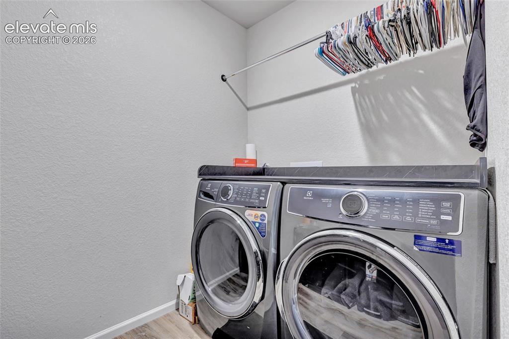 Image 31 of 35: Laundry