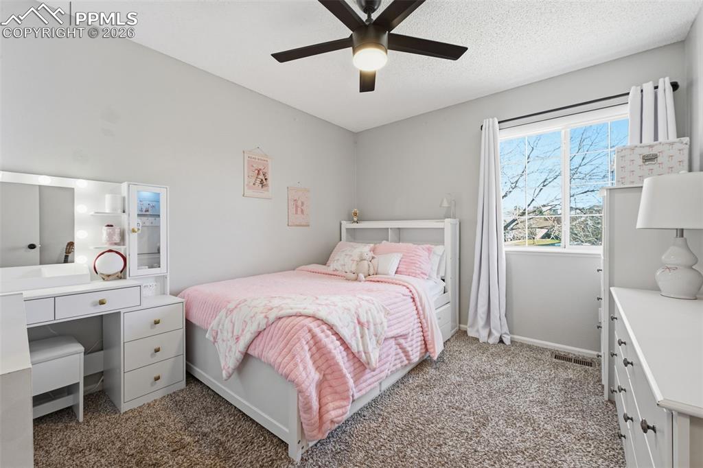 Image 13 of 36: Bedroom