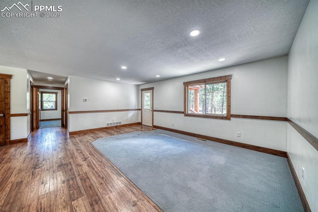 Image 4 of 30: Other